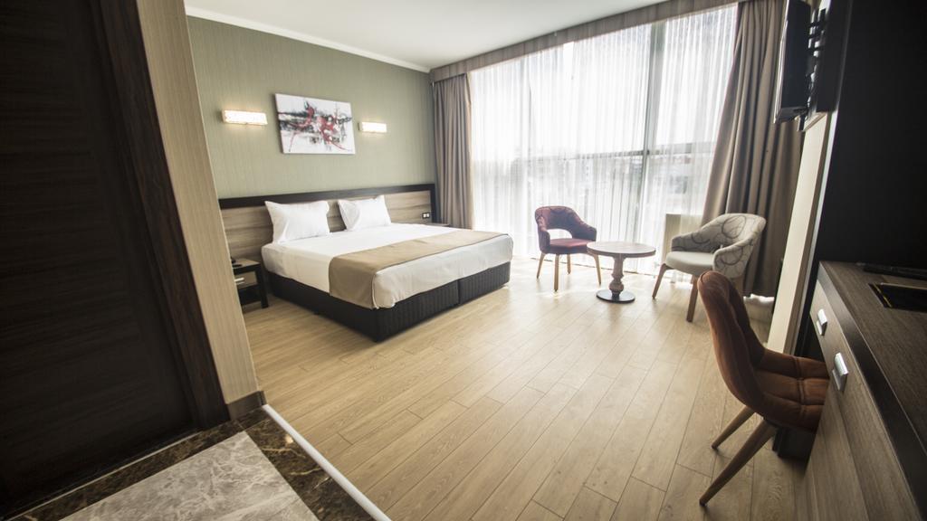 The Corner Hotel Sincan Extérieur photo